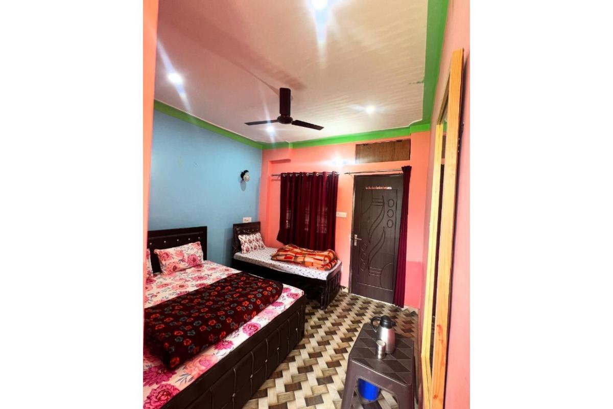 Prince Homestay & Restaurant Rudraprayāg Exterior foto